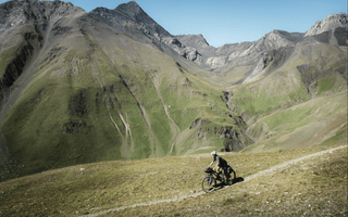 Crossing Georgia and Armenia by bike - Panorama Cycles